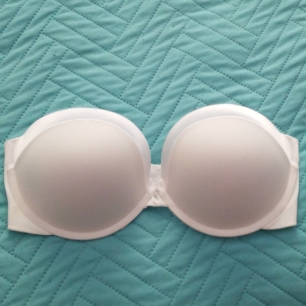 Strapless bra 36D